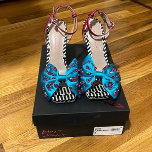 Betsey Johnson Loise Heel in Size 9